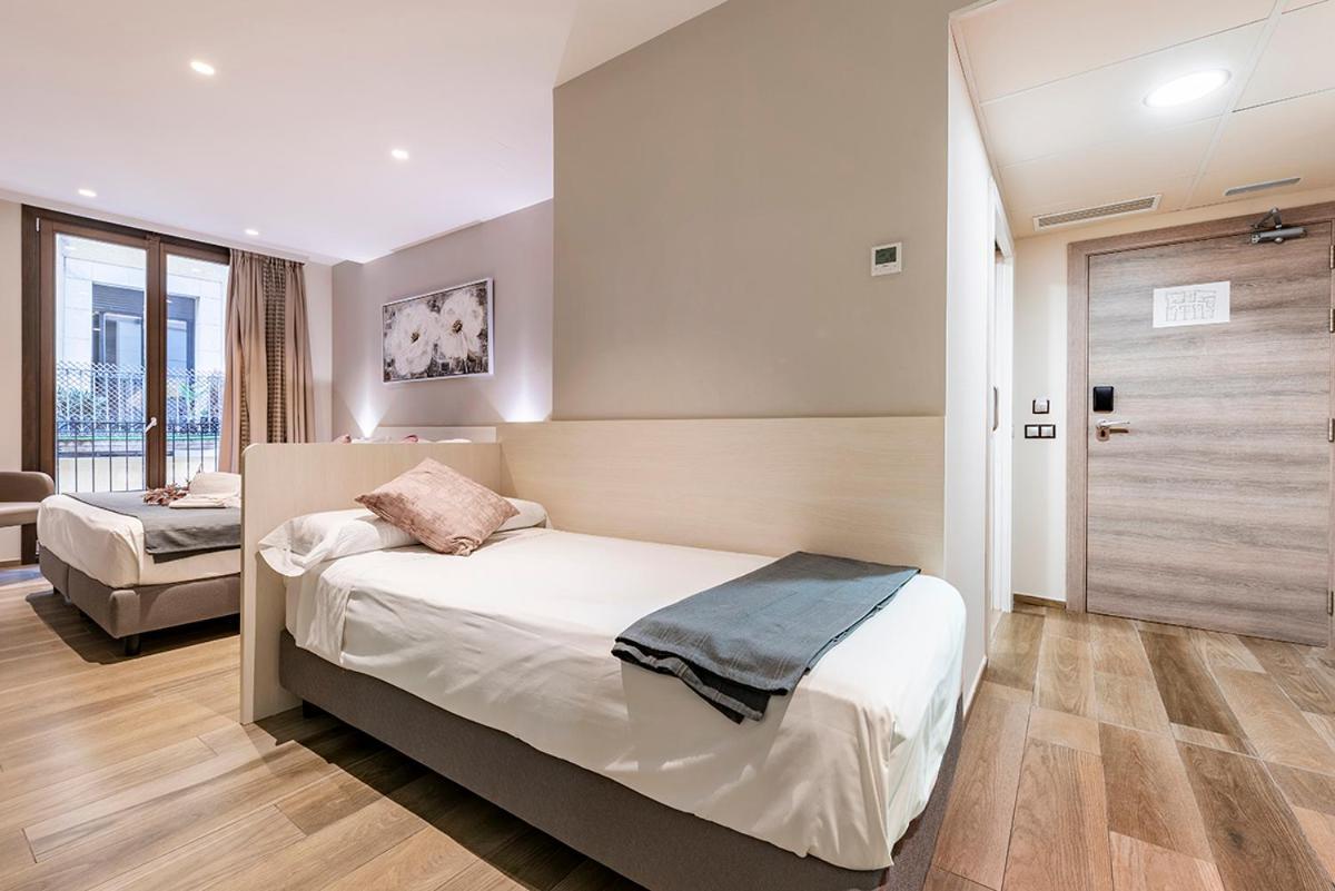 Hotel Centre Reus Buitenkant foto